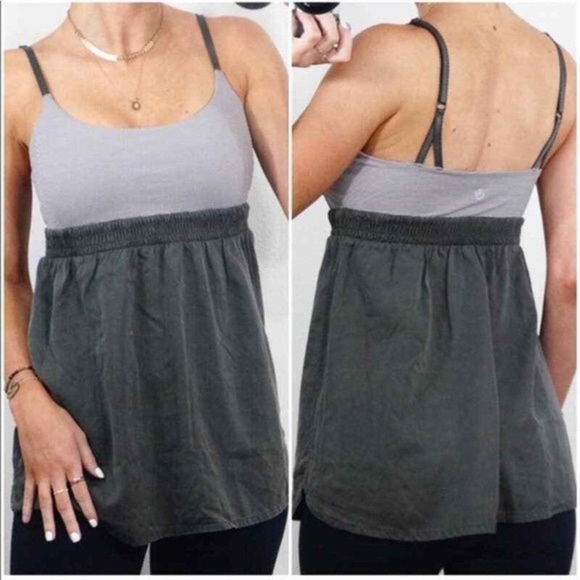Lululemon Athletica Bliss Athletic Tank Top with Shelf Bra Size 4 - Picture 1 of 6